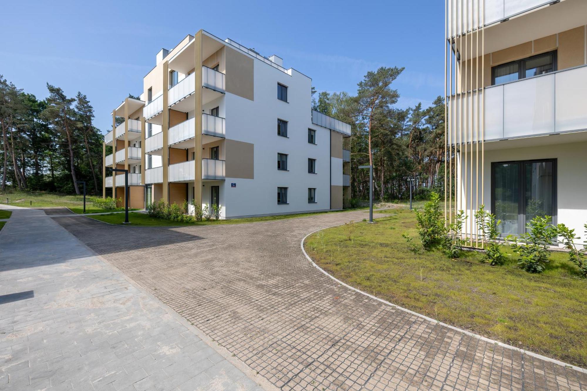 Aquamarina Dabki Marina Invest Aparthotel Екстериор снимка