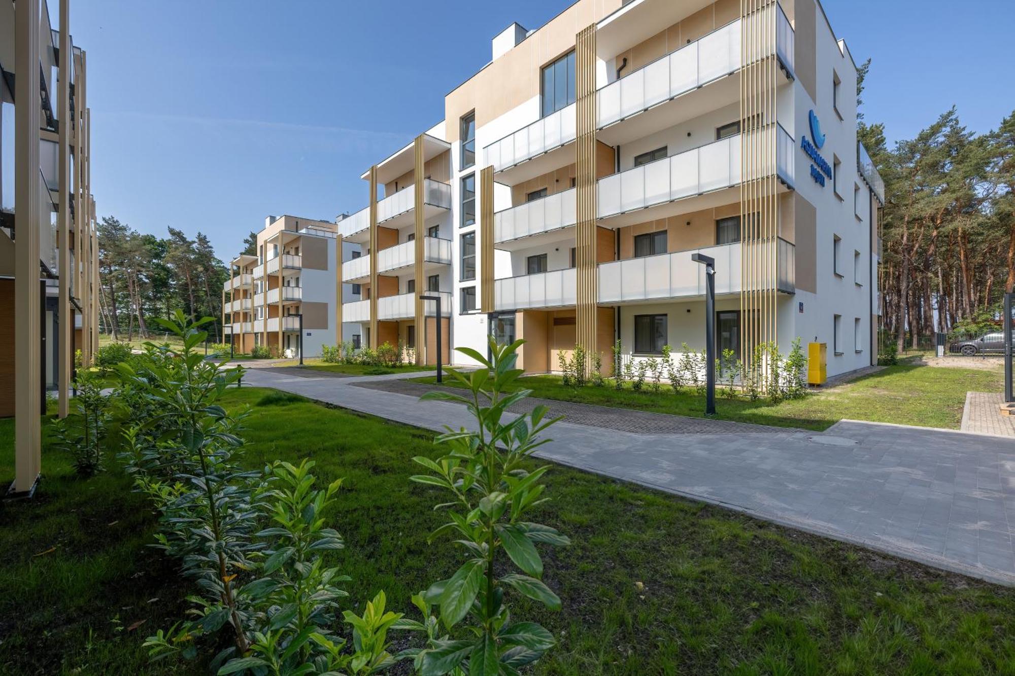 Aquamarina Dabki Marina Invest Aparthotel Екстериор снимка