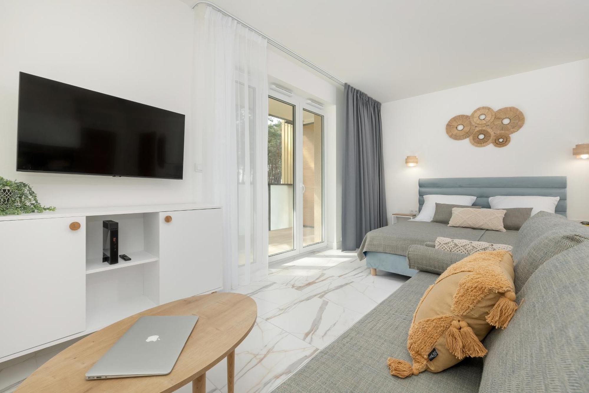 Aquamarina Dabki Marina Invest Aparthotel Екстериор снимка